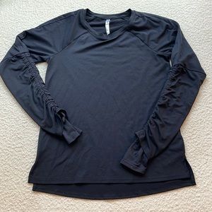 Fabletics small long sleeve top